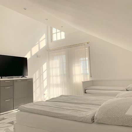 F10 Apartments Roth Pfaffenhofen an der Roth Luaran gambar